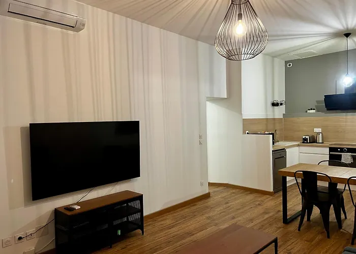 Republique - Grande La Real